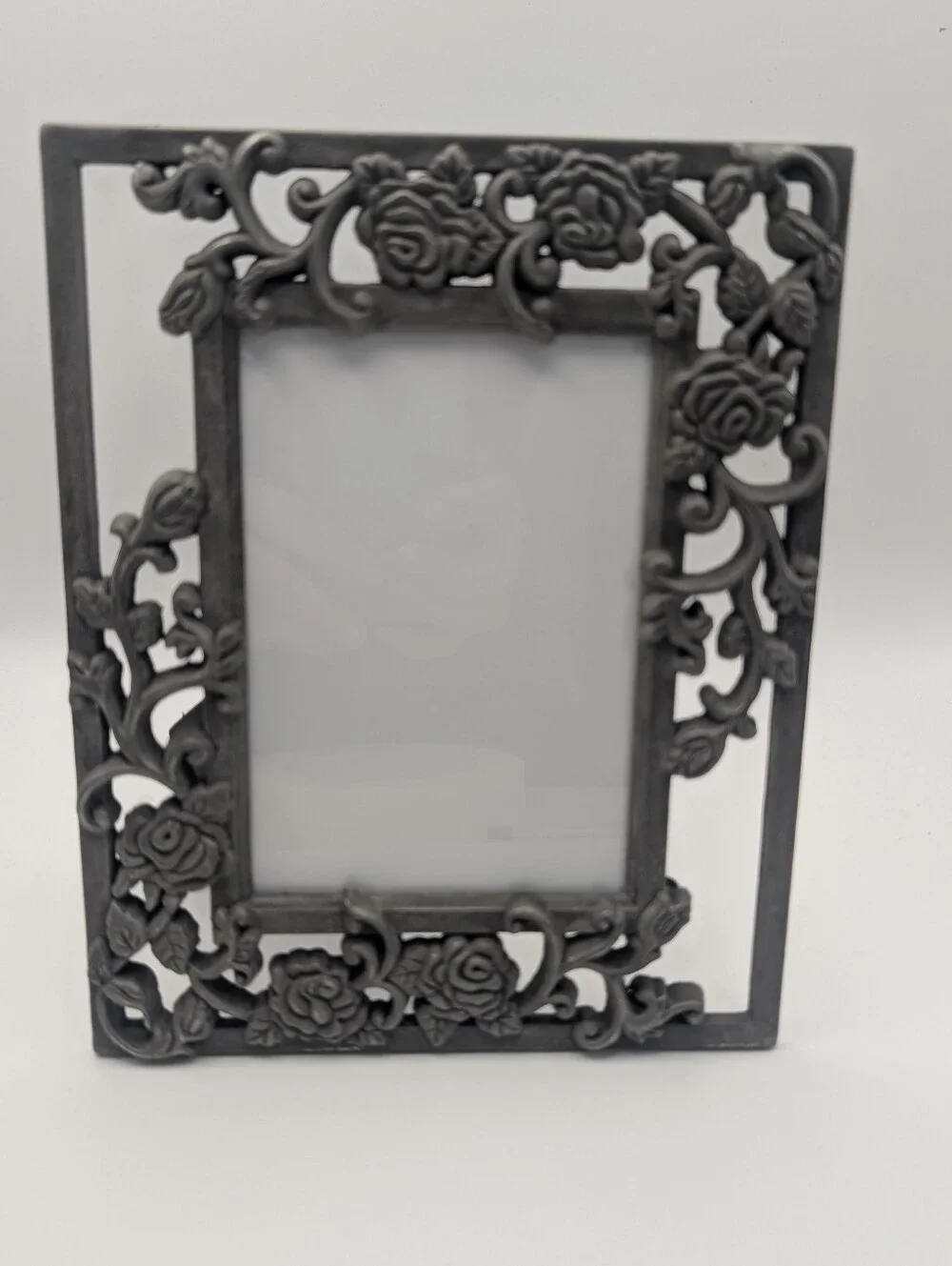 Victorian Ornate Cast Metal‎ Rose Picture Frame 3.5 x5 Heavy Pewter Silver vtg